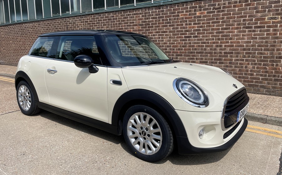 Mini Cooper 1.5 Automatic