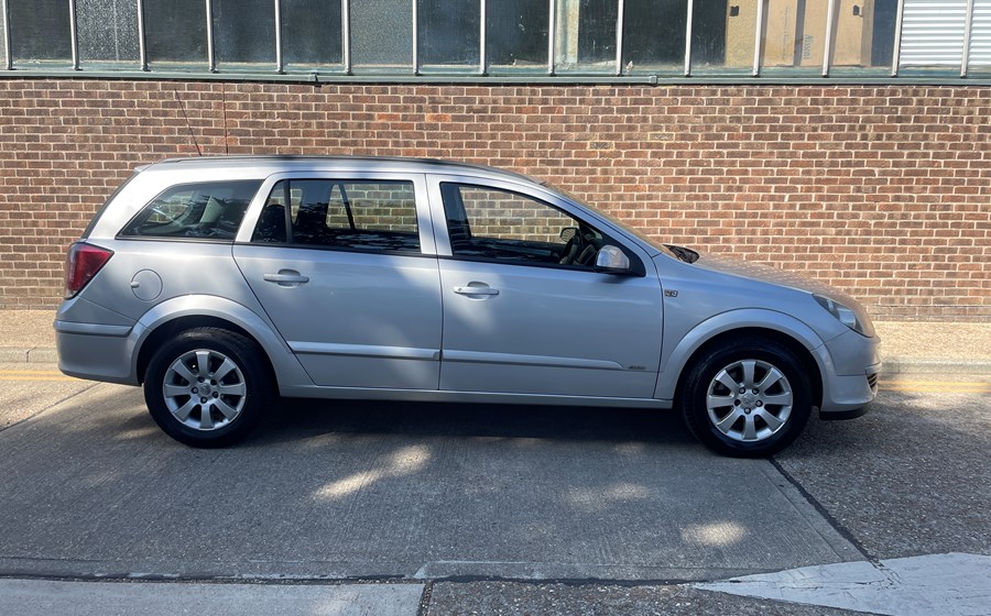 Vauxhall Astra Club 1.8 AUTOMATIC Estate