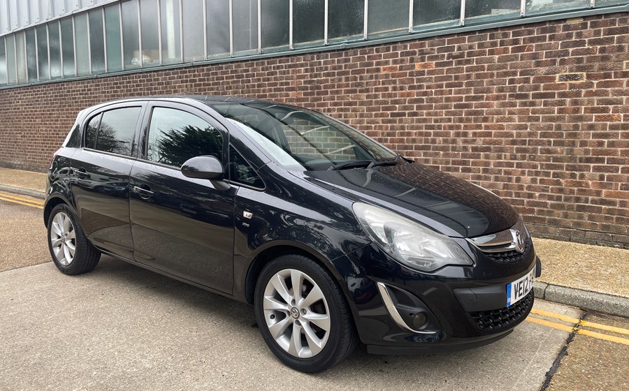 Vauxhall Corsa 1.2 SXi (1)