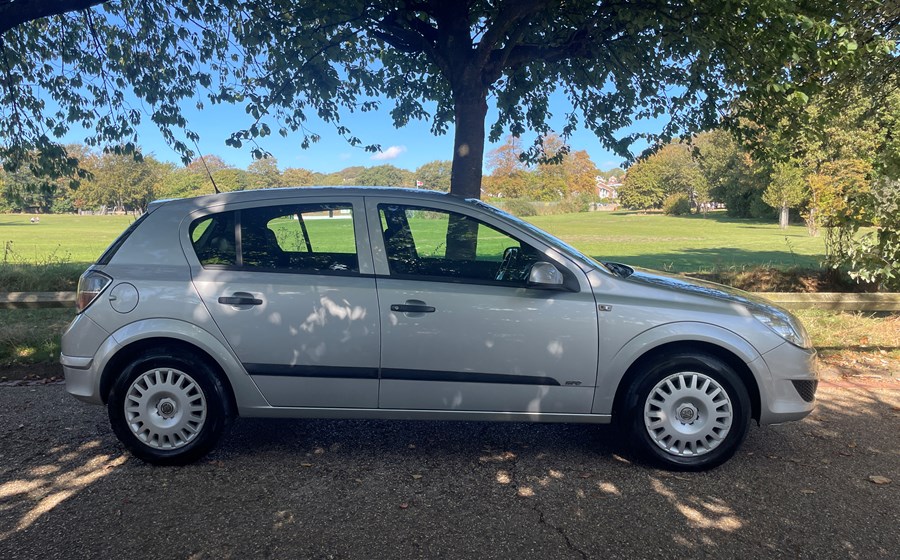 Vauxhall Astra 1.8 AUTOMATIC