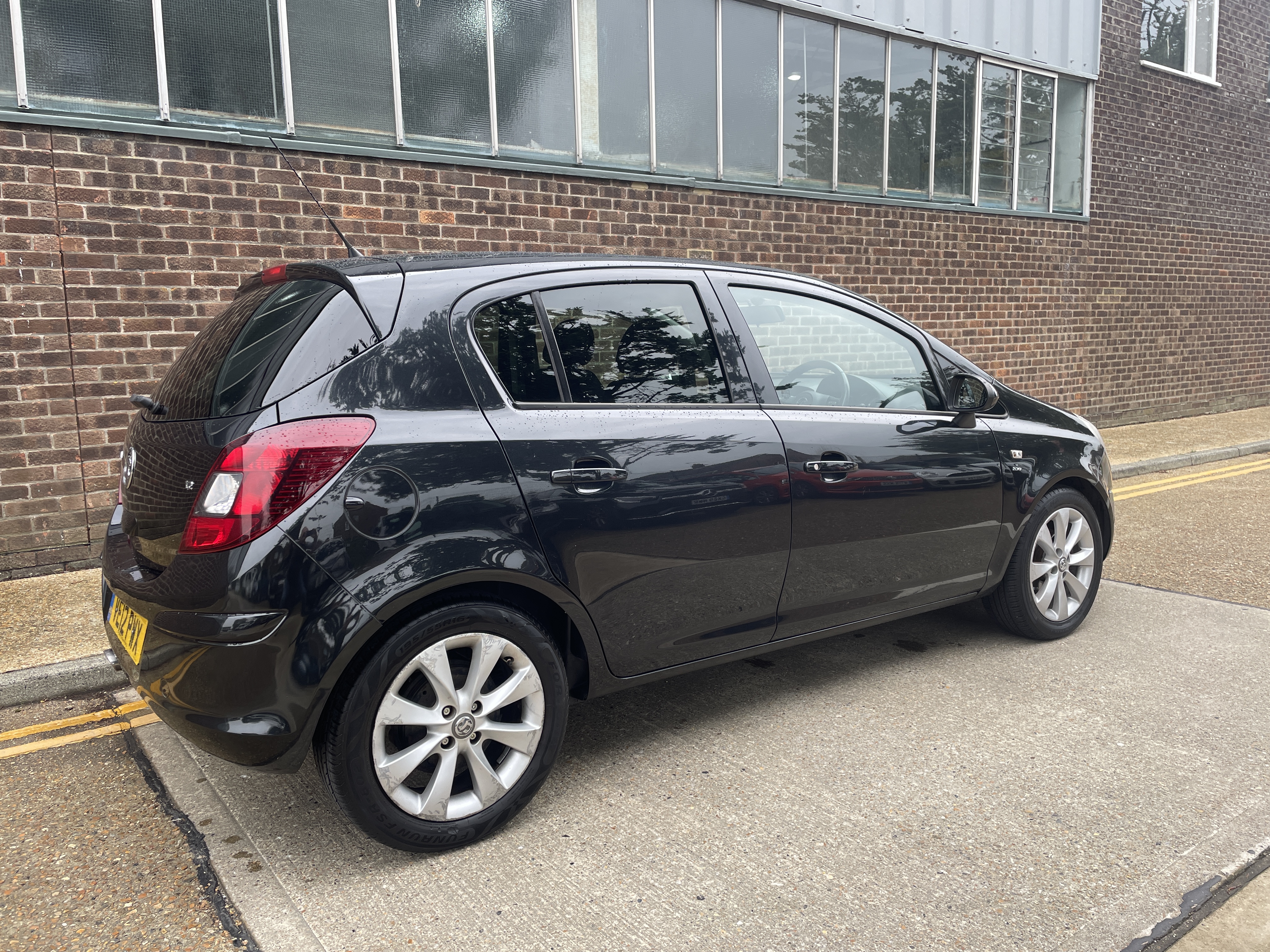 Vauxhall Corsa 1.2 SXi (1)