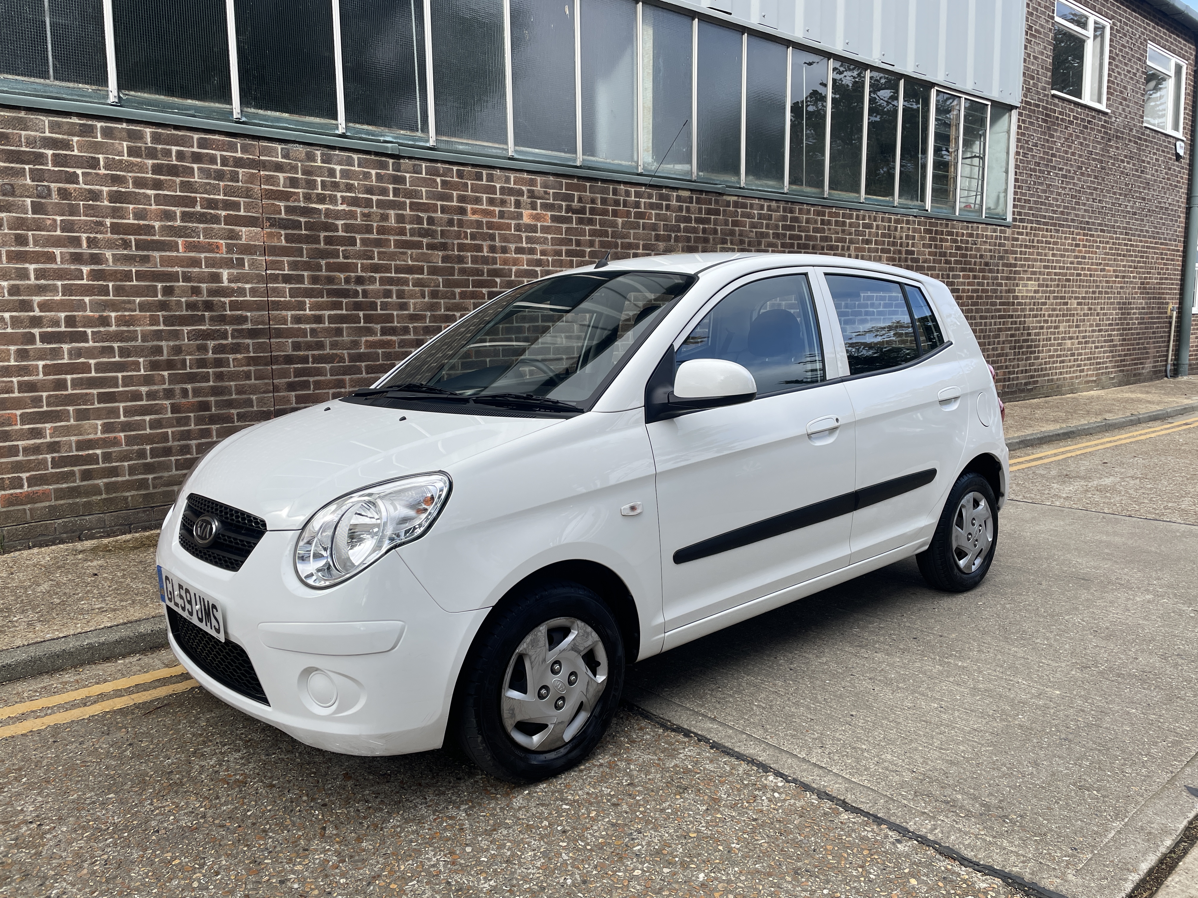 Kia Picanto 1.0