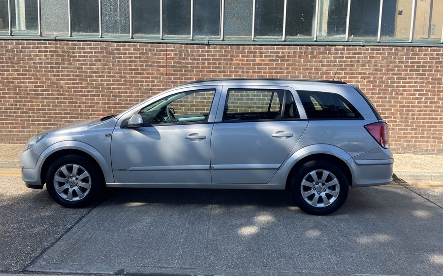Vauxhall Astra Club 1.8 AUTOMATIC Estate