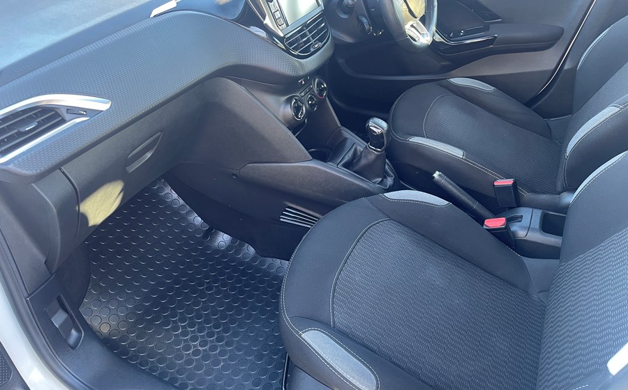 Peugeot 208 Active 1.0