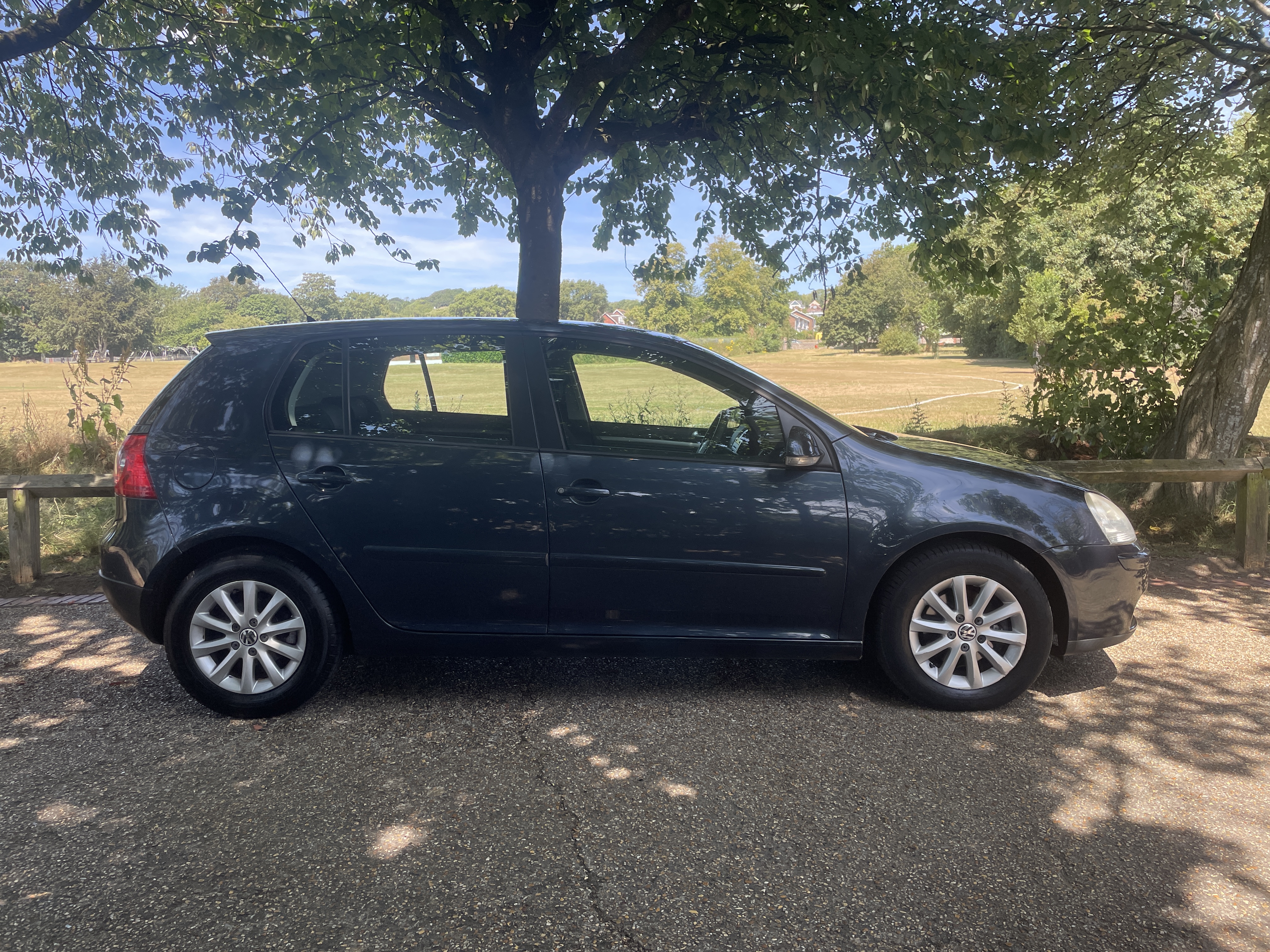 Volkswagen Golf Match 1.6 AUTOMATIC