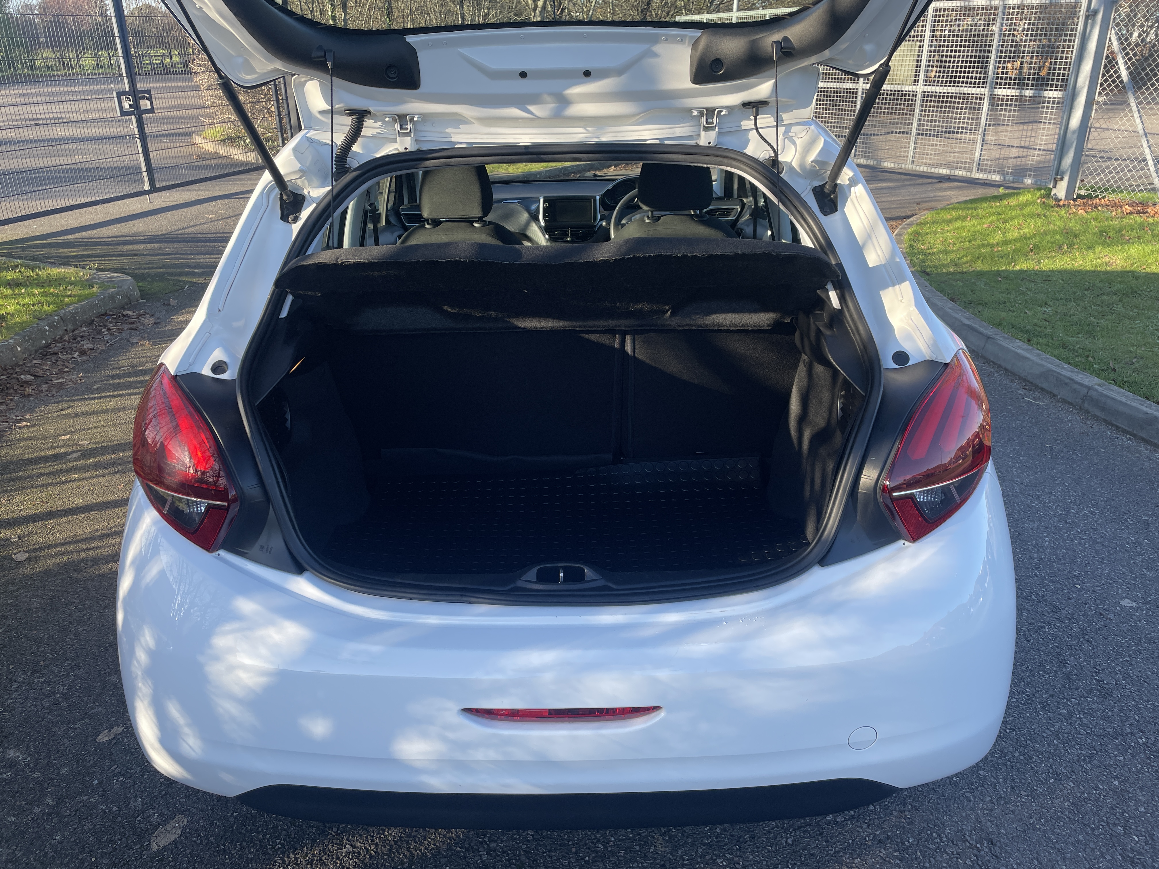 Peugeot 208 Active 1.0