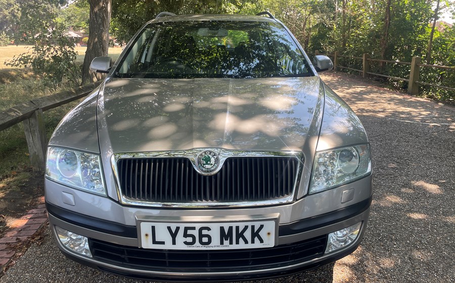 Skoda Octavia 2.0 Elegance AUTOMATIC Estate