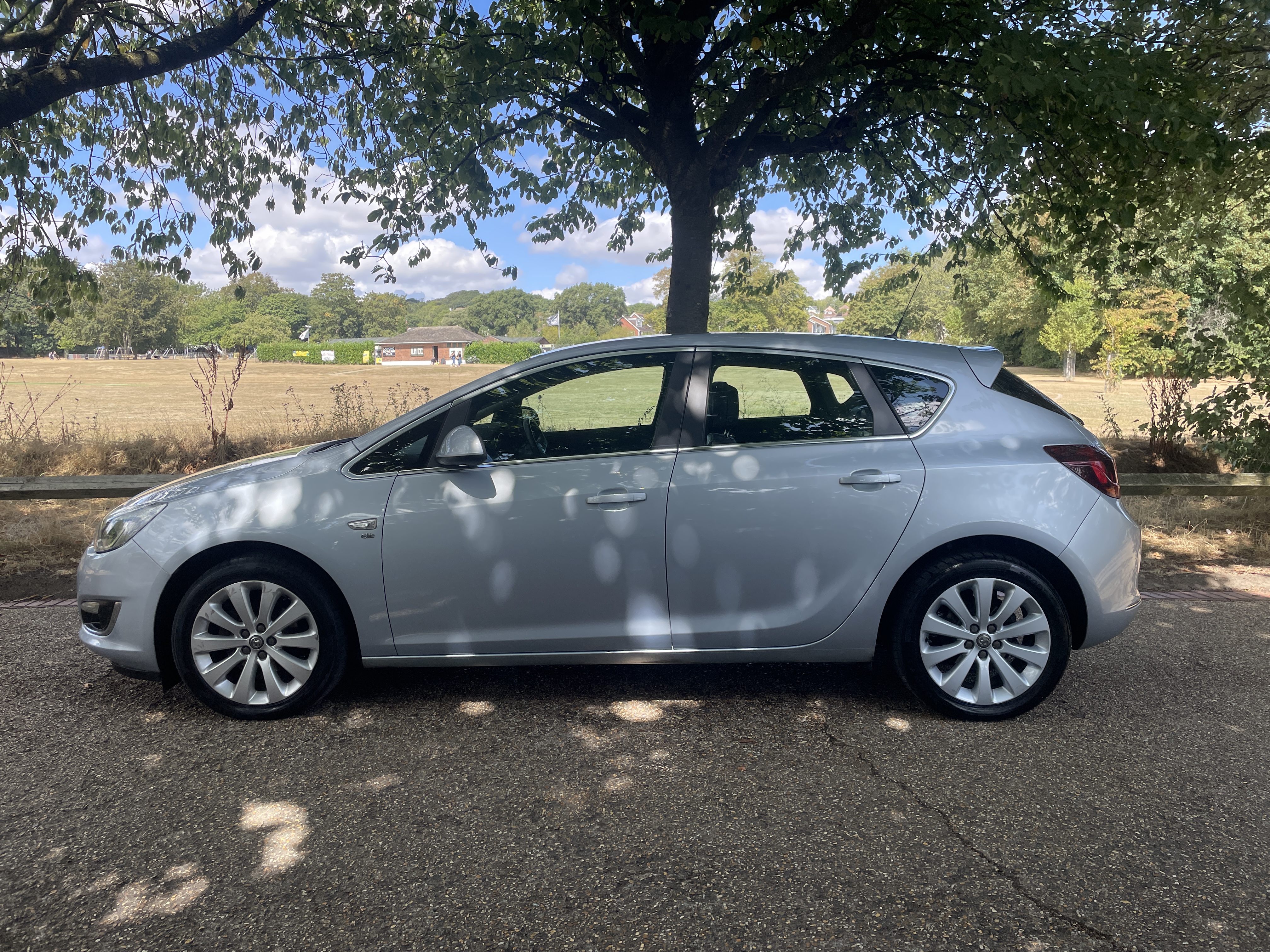 Vauxhall Astra 1.6 Elite AUTOMATIC