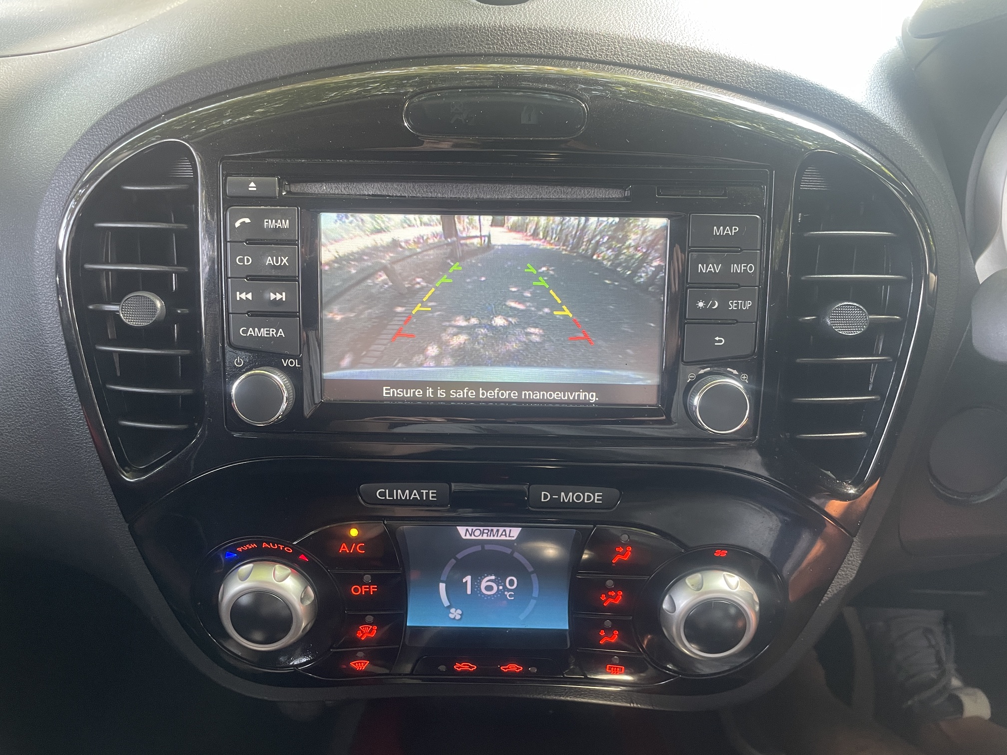 Nissan Juke 1.6 Acenta Premium
