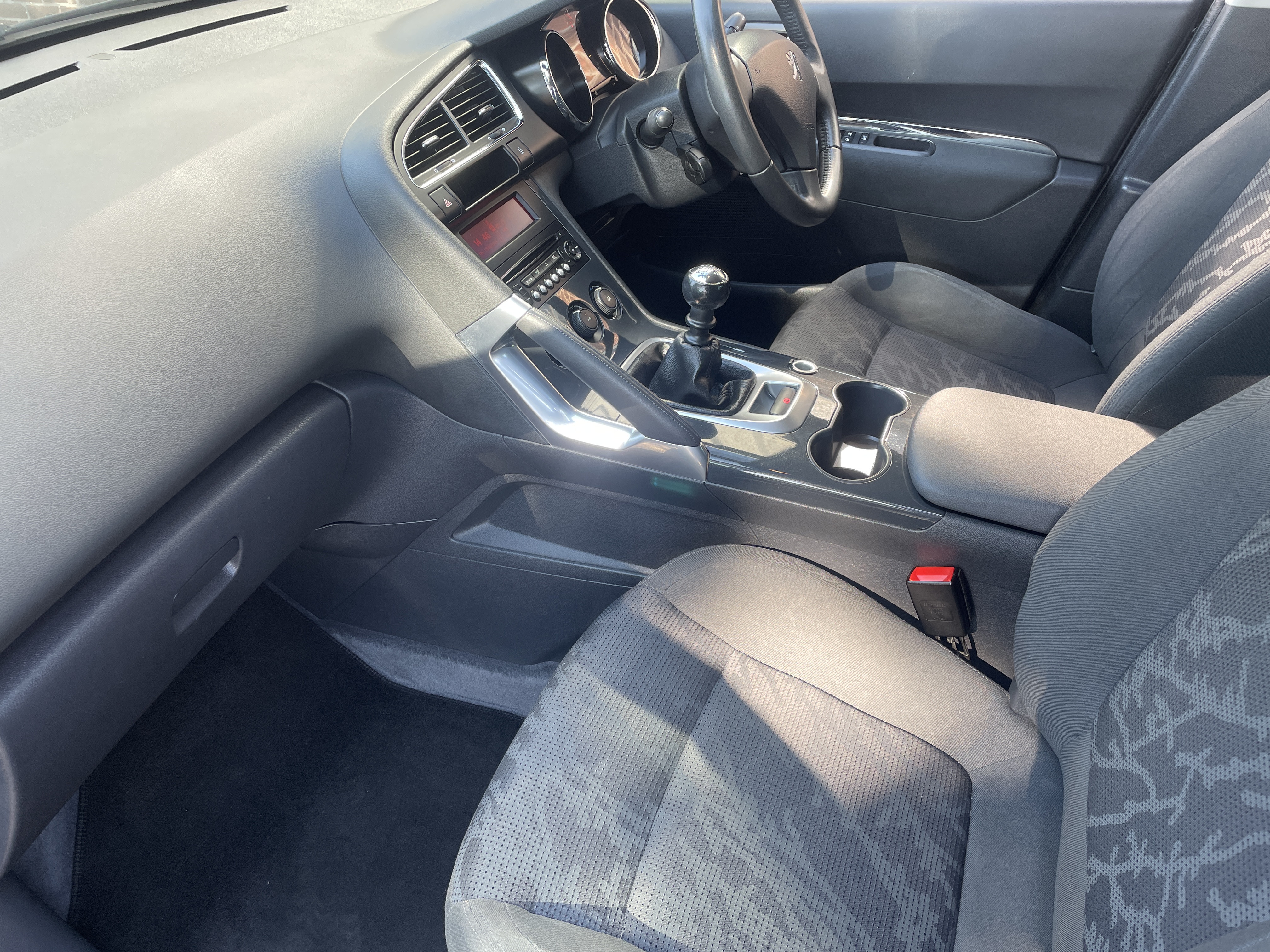 Peugeot 3008 Active 1.6 HDi