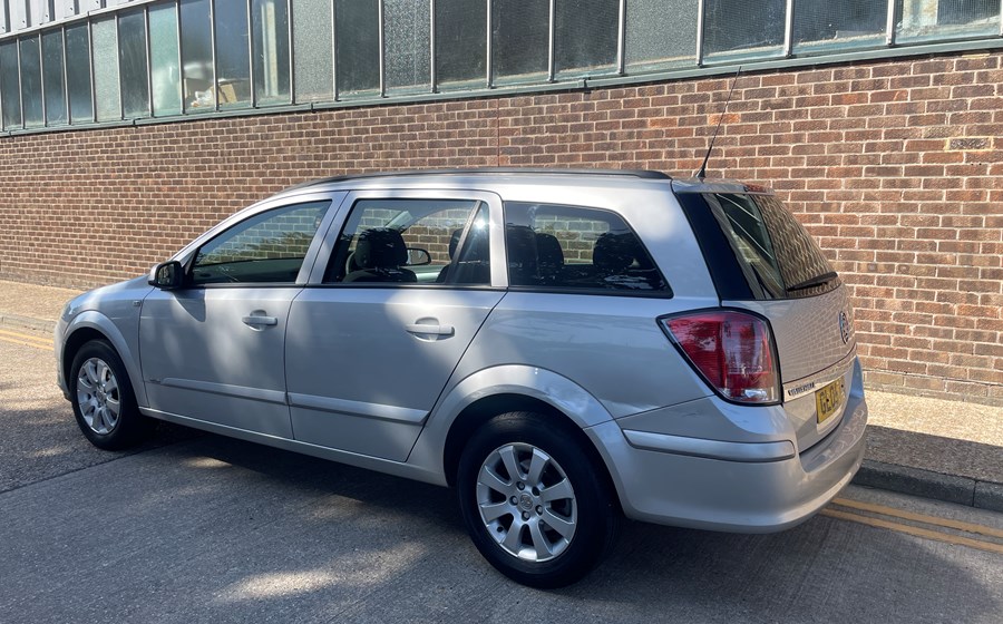 Vauxhall Astra Club 1.8 AUTOMATIC Estate