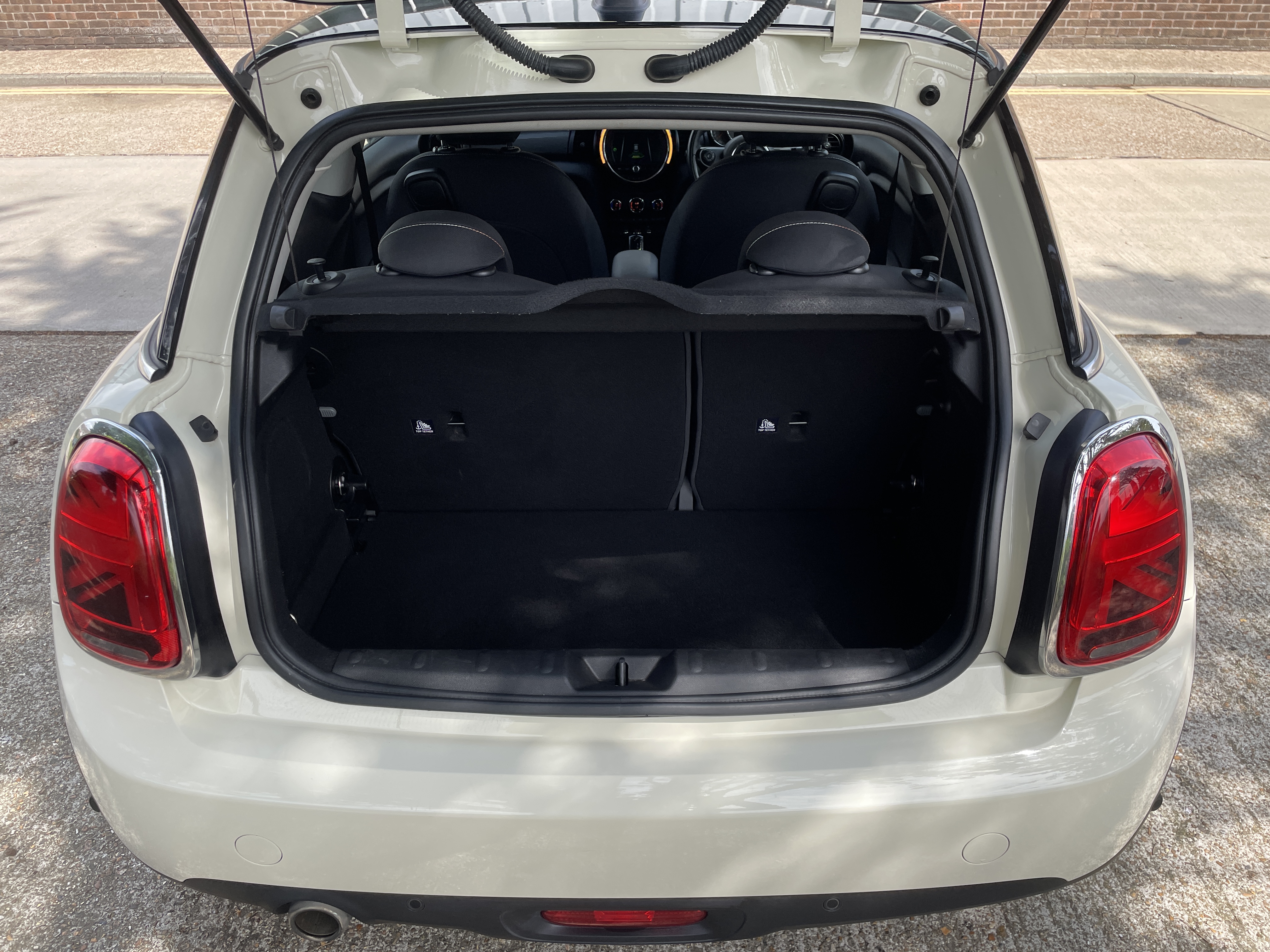 Mini Cooper 1.5 Automatic