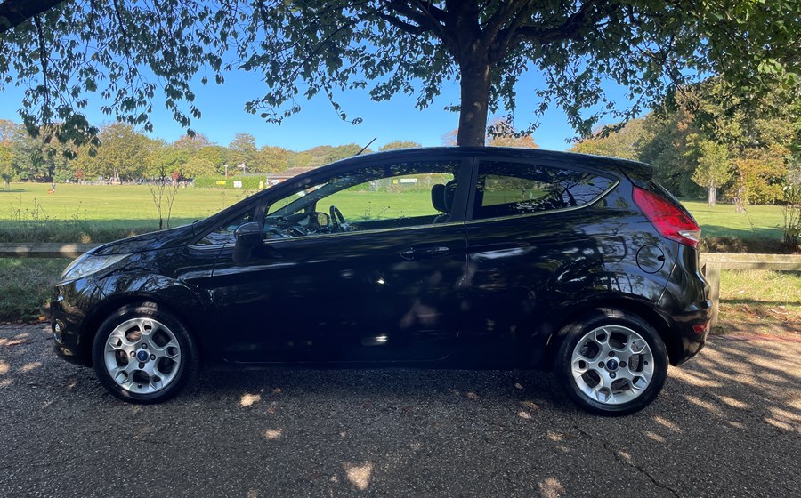 Ford Fiesta 1.4 Zetec AUTOMATIC