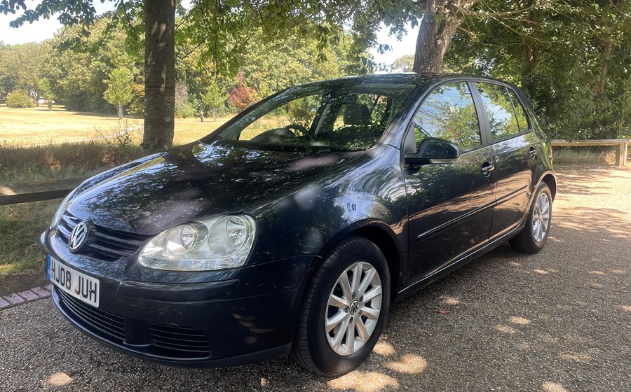 Volkswagen Golf Match 1.6 AUTOMATIC