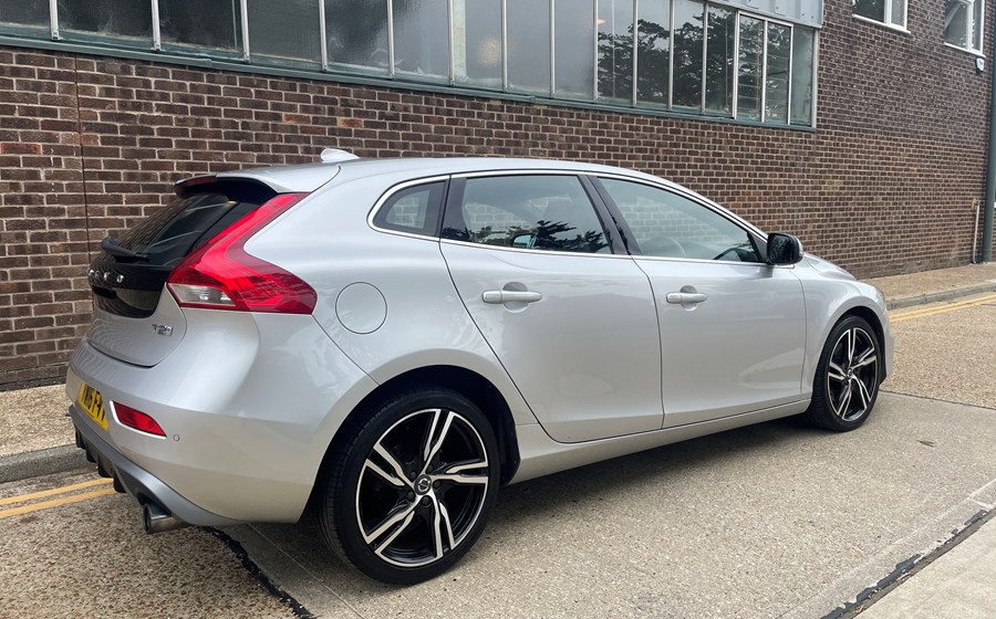 Volvo V40 T2 1.5 R-Design Nav Automatic