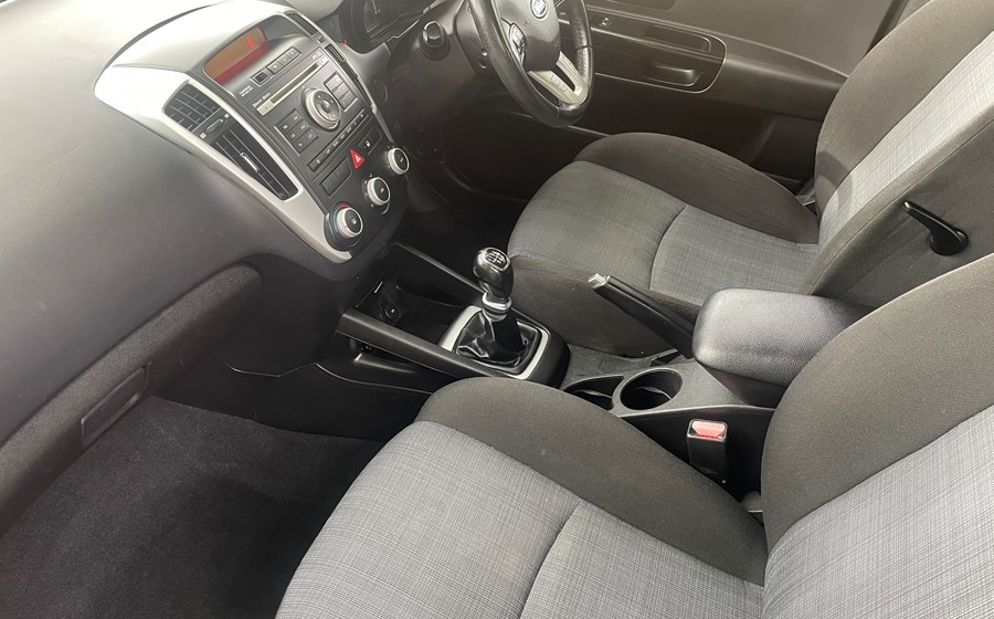 Kia Ceed 2 Ecodynamic 1.4 CRDi
