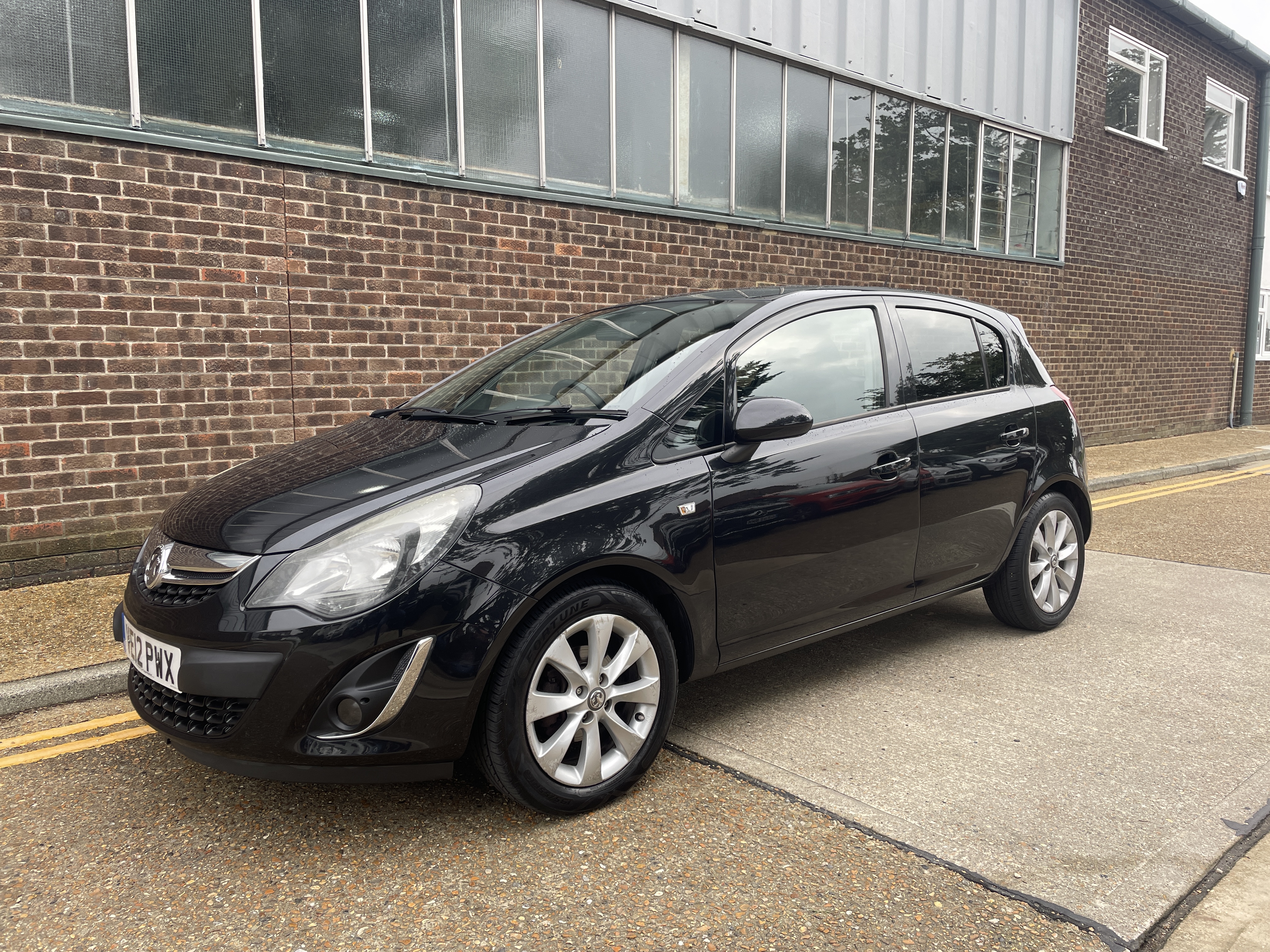 Vauxhall Corsa 1.2 SXi (1)