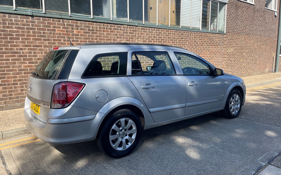 Vauxhall Astra Club 1.8 AUTOMATIC Estate