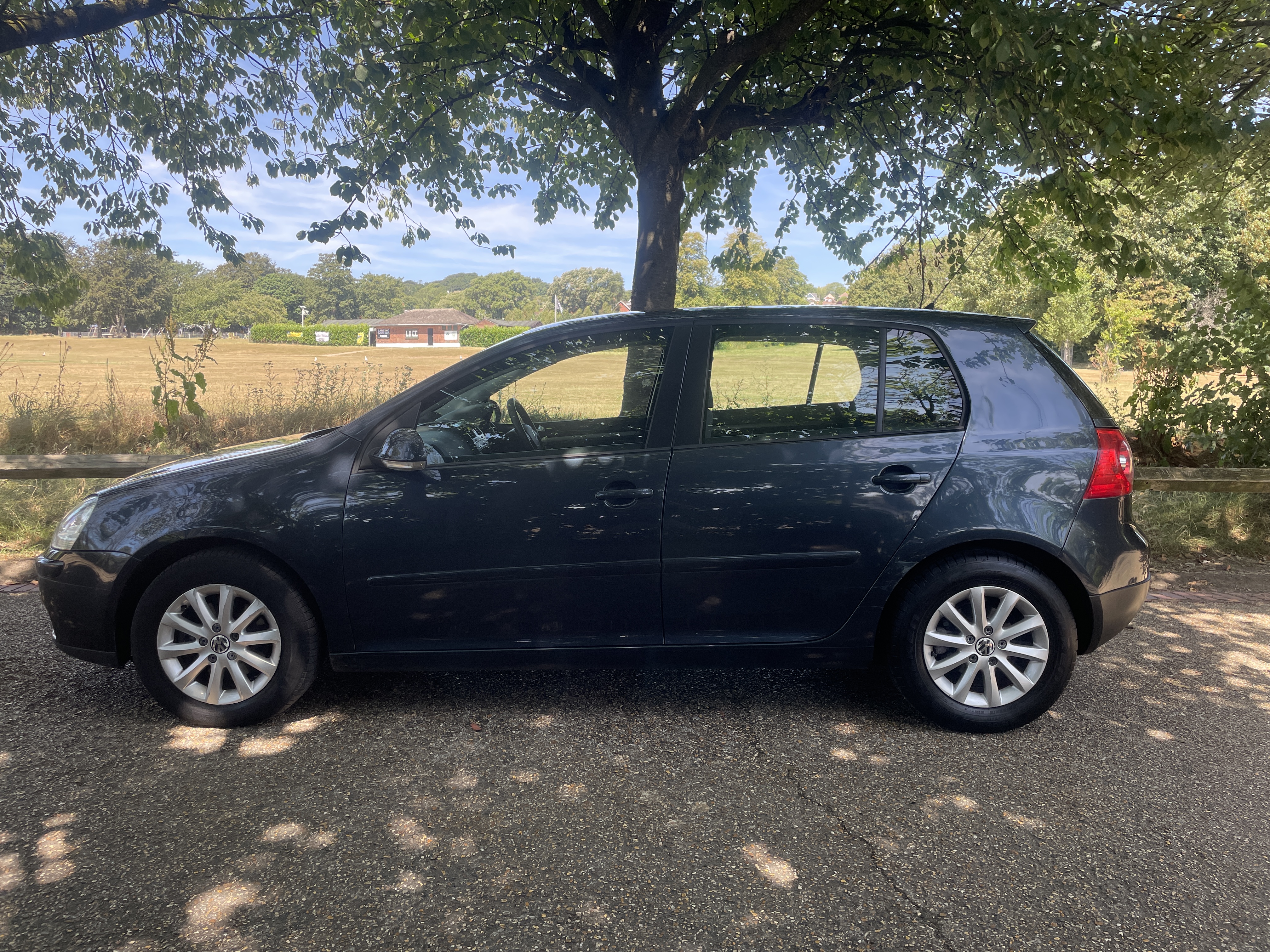 Volkswagen Golf Match 1.6 AUTOMATIC