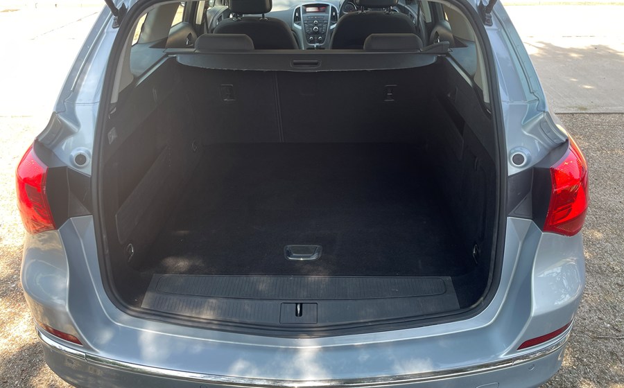 Vauxhall Astra 1.6 Design AUTOMATIC