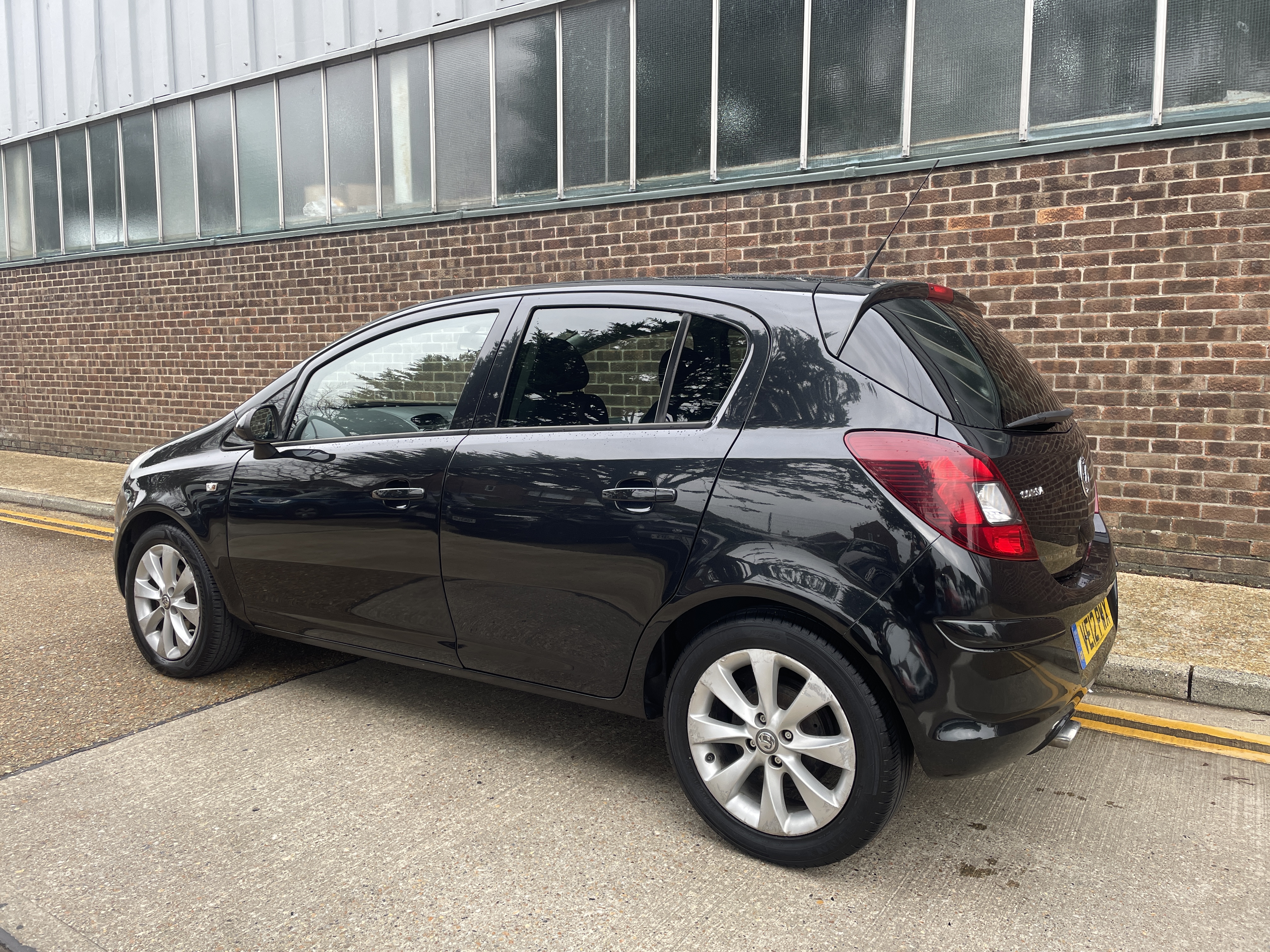 Vauxhall Corsa 1.2 SXi (1)